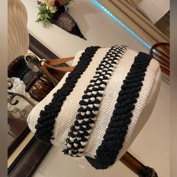 Hope please check all picture of condition - Picture 5 of 17